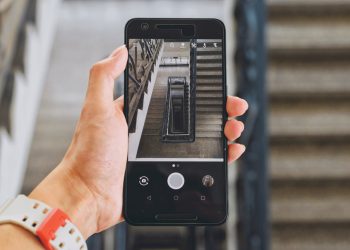 Pixel AR Stickers update splits content packs, cuts App size