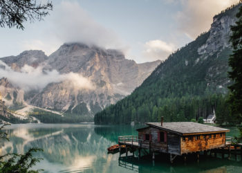 A Sag Harbor Hideaway Designed With Privacy in Mind