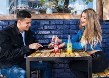 Who Should Pay For on a First Dates?