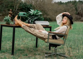 Barack Obama and Family Visit Balinese Paddy Fields During Vacation