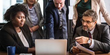 Indonesia’s Largest Fleet Of Taxis Teams Up To Beat Ride-hailing Apps