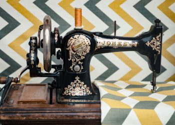 Five Reasons to Finally Buy A Sewing Machine