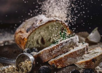 A 5-Minutes Ritual for Incredible Homemade Bread