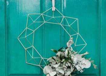 Create a Shadowbox Vignette Using Vintage Finds