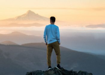 Magnitude 6.2 Earthquake Hits Region in Eastern Indonesia