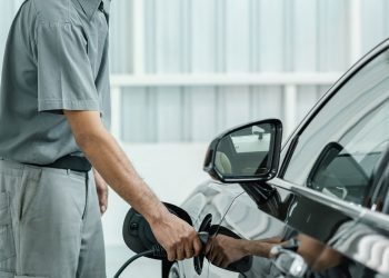 Rivian Electric Van Begins Delivering Amazon Packages In Oklahoma