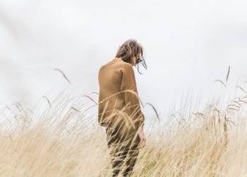 Watch this Aerogel Insulated Jacket withstand Liquid Nitrogen