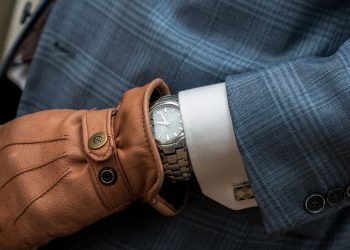 A Detailed Look at the 1984 Seiko Chariot ‘Steve Jobs’ Watch