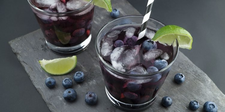 Easy Summer Refreshing Cocktail