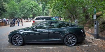 2016 Tesla Model S 60 review: 2016 Tesla Model S, now with fewer miles for less money