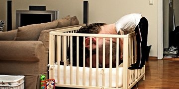 This is why dads good at babysitting