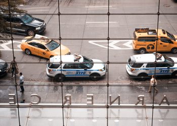 Jokowi to issue Perppu if House fails to revise terror law