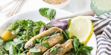 The Simple Hacks You Need to Eat More Salads