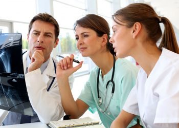 Causes of psoriatic arthritis: Triggers and risk factors