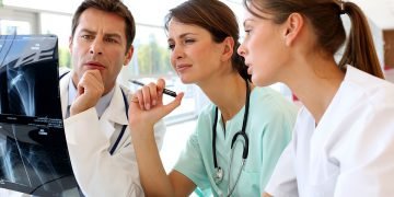 Causes of psoriatic arthritis: Triggers and risk factors