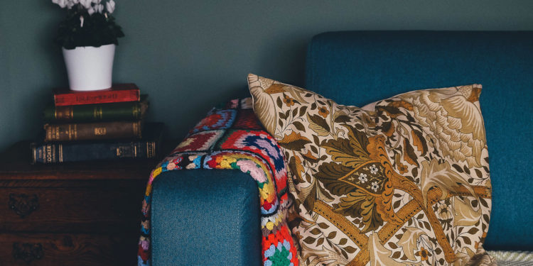 How to Choose the Best Office Plant for Your Work Space