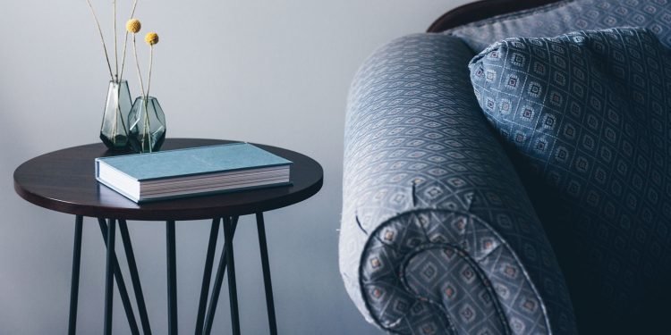 Design Trends: Trendy Sofas and Sectionals that Captivate with Color