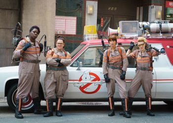 Original Ghostbusters star reveals one big problem with remake