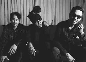 Watch Dialog Dini Hari New Single Video Clip: Tentang Rumahku