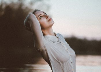 All my troubles wash away in the water