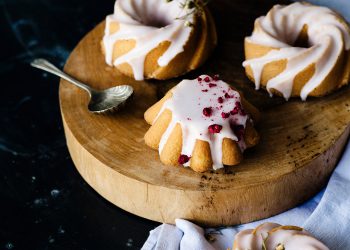 Cafe in North Jakarta introduces an unique birthday cake
