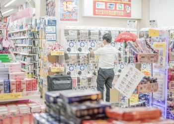 Retail Cannabis Sales Fuel 506% Revenue Growth for HEXO Corp. in Q1