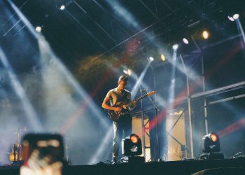 Taylor Swift Strikes a Blow for Fellow Artists as Digital Revenues Soar