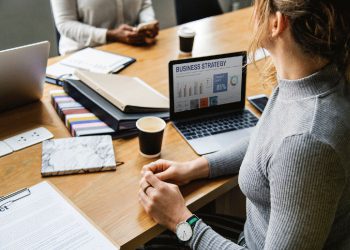 The Bulls Versus Bears Guide to the World Economy in 2019