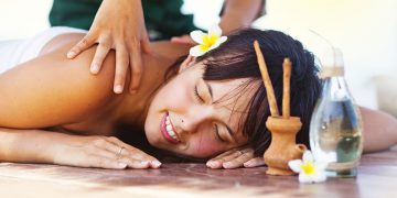 Super-Easy But Effective DIY Detox Bath Recipe