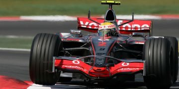 Don’t let big F1 teams push you around, Johnny Herbert tells Liberty Media