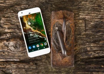 Google Pixel review: It’s as good as the iPhone 7 Plus