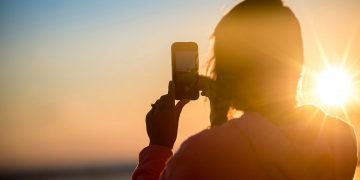 Peanut is a Tinder-like app for making new mom friends