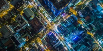 How the GoPro Karma Compares to the DJI Phantom 4