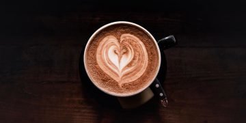 Eat the Trend: Giant Meatball Stuffed With Spaghetti