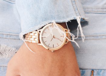 Hands On Rolex Daytona Ref. 6263 Oyster Albino, a $4 Million Fancy Watch