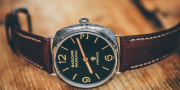 James Bond’s Jaeger-LeCoultre Sonnerie Wrist Watch Sold for £92,500