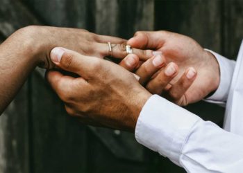 25 Ceremony Backdrops You Have to See