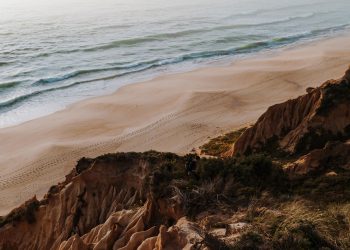 Brazil’s Rio de Janeiro closes beaches as pandemic worsens